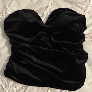 Black velvet sweetheart neckline strapless top